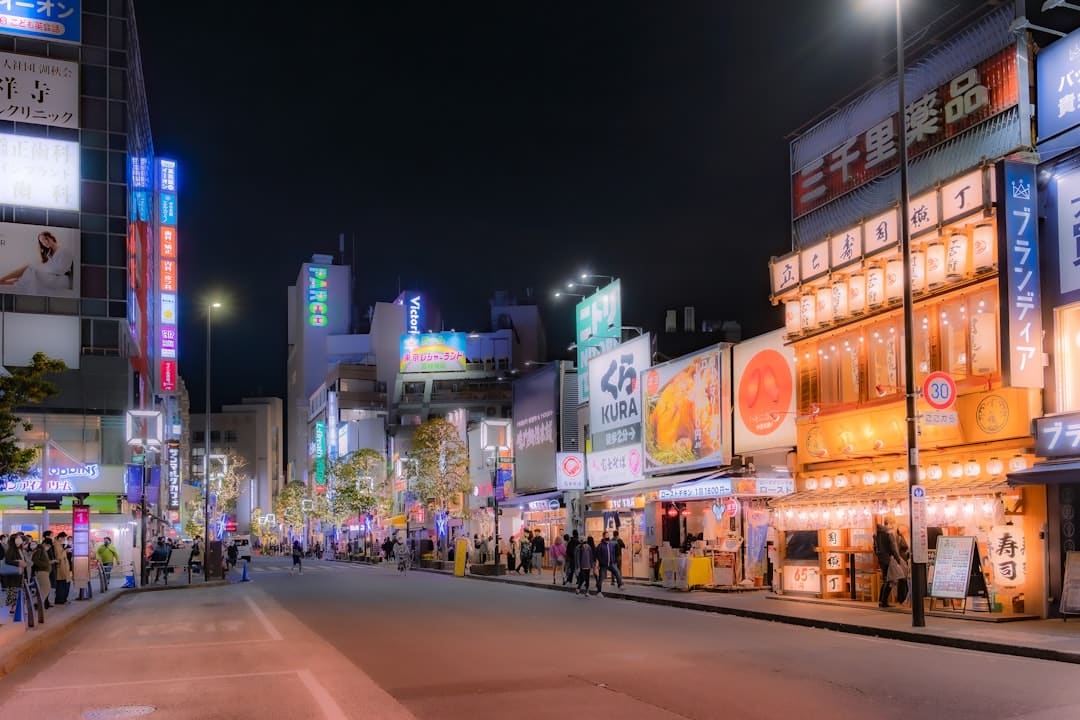 国乒队员机场露脸 王楚钦与肖战忘年交引重视